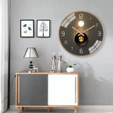 Modern Simple Punctuality Quartz Wall Clock